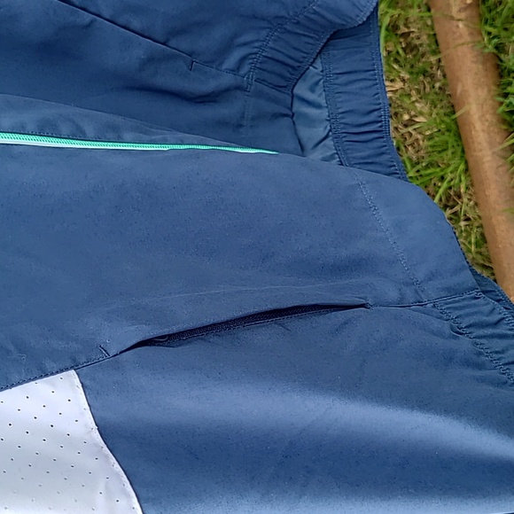 New Balance Color Block Jacket - Picture 4 of 11